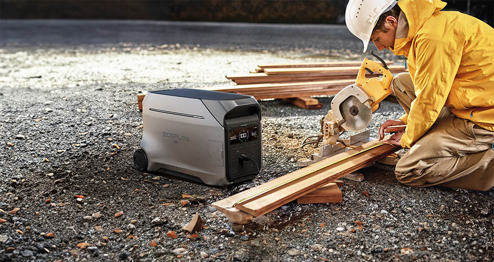 EcoFlow Delta Pro 3 memiliki output 4000 Watt dan support untuk perangkat elektronik berdaya besar.